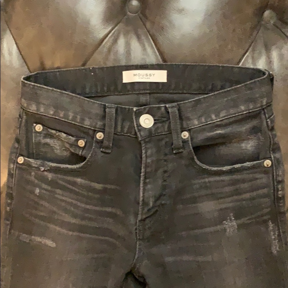 Moussy Charcoal Cropped Jeans